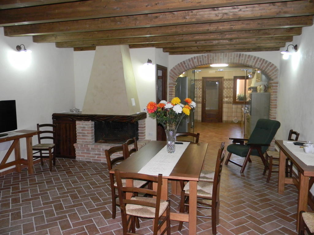 Agriturismo Battaglia Villamassargia Exterior foto